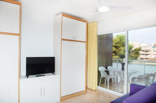 Ferienwohnungen sind komplett mit Bettwäsche und Handtüchern ausgestattet in Calafell: Costa d'Or Apartments in Calafell.