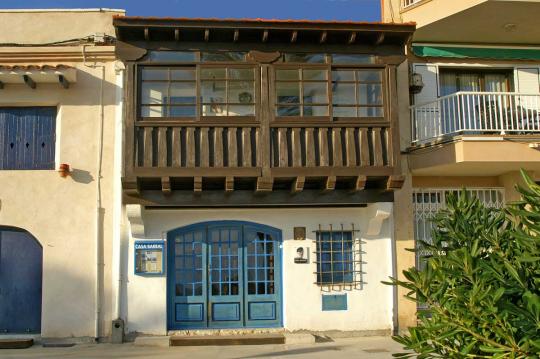 Alojamiento ideal para familias en el complejo de apartamentos para alquilar con piscina en Calafell playa.