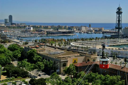Nyd en badeferie ved havet og besøg Barcelona, Tarragona og Port Aventura World, Spanien 