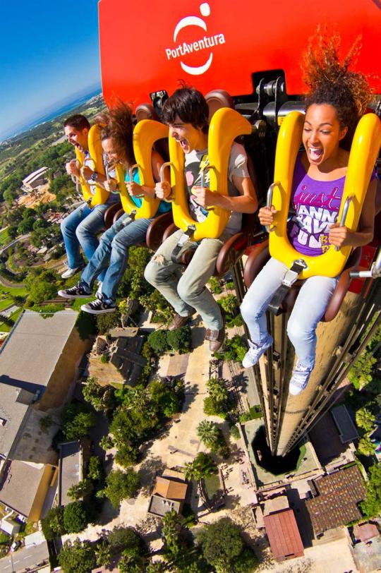 Strandlägenheter nära Port Aventura World. Bo på Calafell-stranden i Costa d’Or lägenheter och besöka Port Aventura-parken. Njut av lägenheter Costa d’Or.