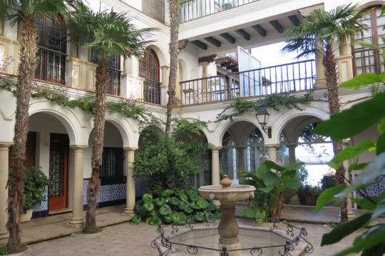 Ferienwohnung in der Nähe von Roc Sant Gaieta in Calafell Strand in Costa Dorada. Genießen Sie den Ferienwohnungen Costa d'Or.