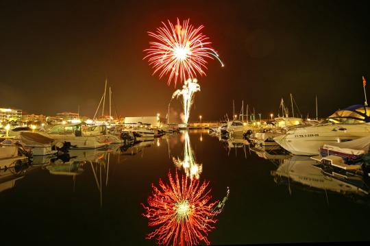 El complejo de playa de Calafell es un destino de turismo familiar, por lo que los alojamientos y restaurantes están adaptados para las vacaciones de familias con niños.