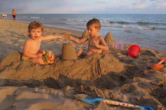 Calafell strand: Ferie udlejning nær Barcelona og Portt Aventura World, Spanien.