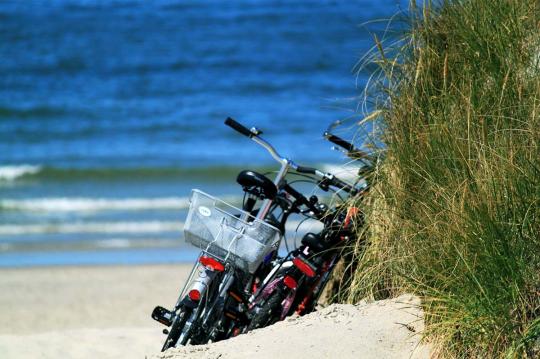 Strandlägenhet uthyres i Calafell stranden. Bo i lägenheter Costa d’Or i Calafell och njut av familjestranden och poolen.